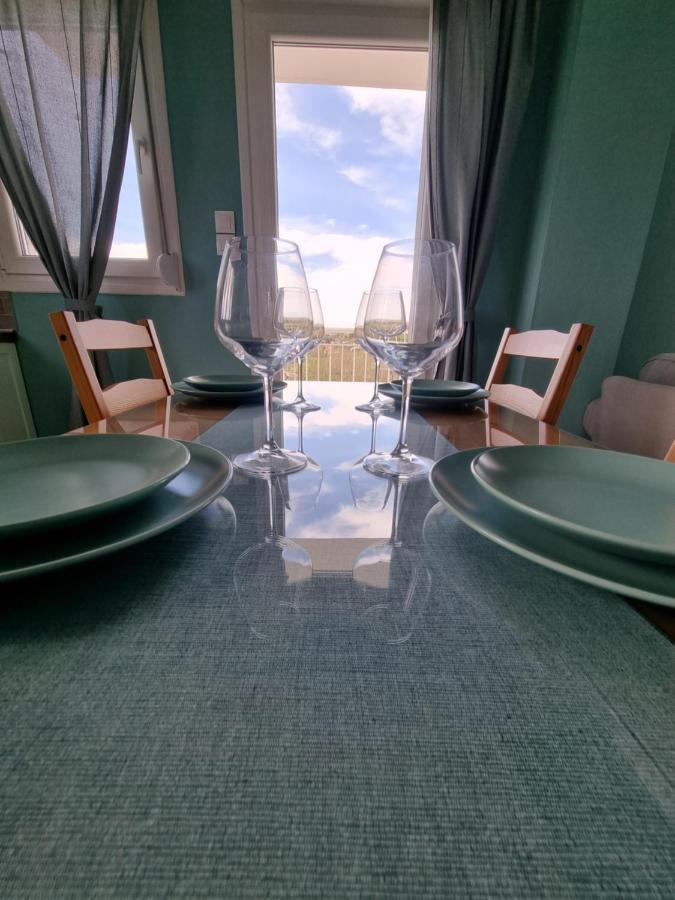 Tararas Apartments Неа Миханиона Екстериор снимка