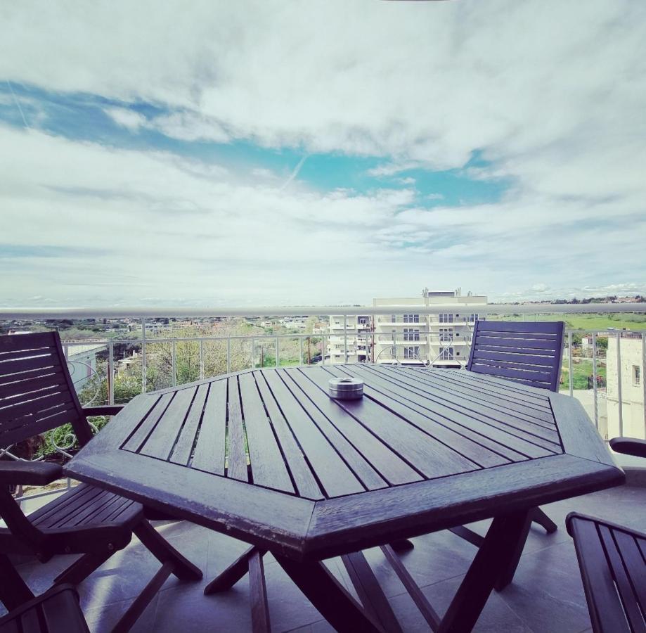 Tararas Apartments Неа Миханиона Екстериор снимка