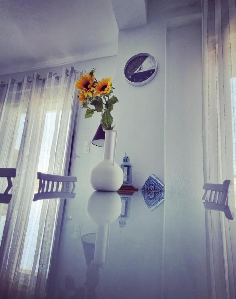 Tararas Apartments Неа Миханиона Екстериор снимка